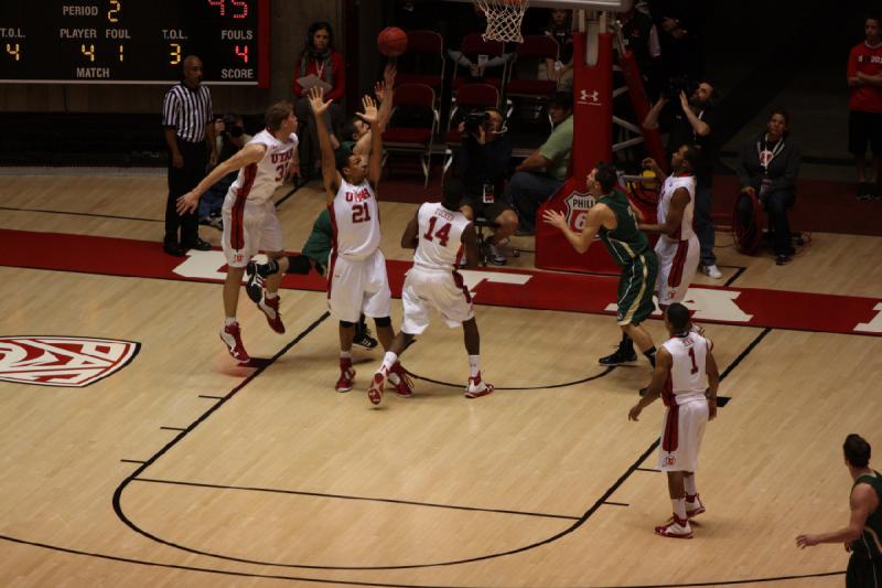 2012-11-16 20:18:22 ** Basketball, Herrenbasketball, Sacramento State, Utah Utes ** 