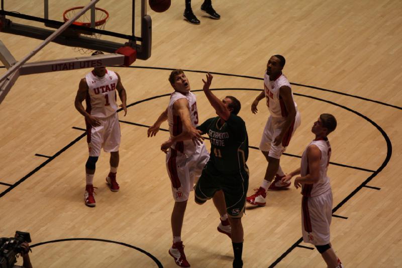 2012-11-16 19:25:23 ** Basketball, Men's Basketball, Sacramento State, Utah Utes ** 