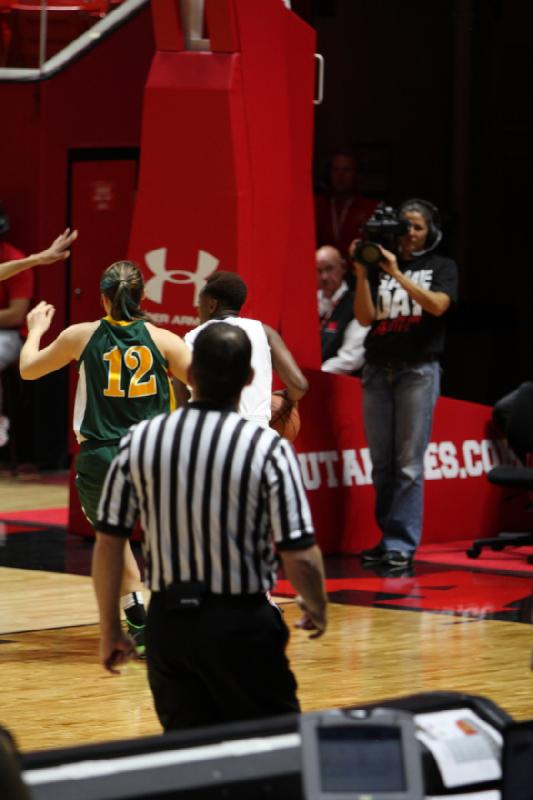 2014-11-05 19:12:52 ** Alaska Anchorage, Basketball, Cheyenne Wilson, Utah Utes, Women's Basketball ** 