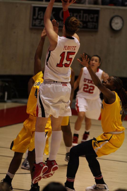 2013-01-04 19:45:26 ** Basketball, Cal, Damenbasketball, Danielle Rodriguez, Michelle Plouffe, Utah Utes ** 