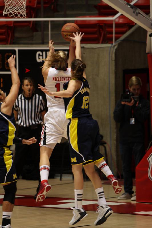 2012-11-16 16:40:59 ** Basketball, Michigan, Taryn Wicijowski, Utah Utes, Women's Basketball ** 