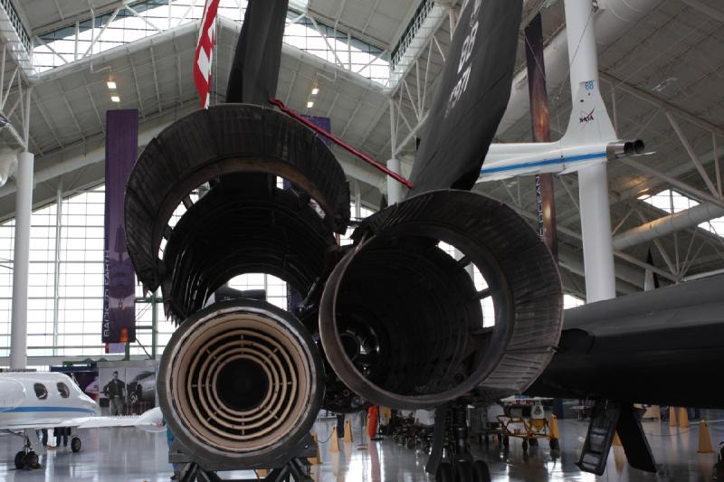 2011-03-26 16:40:04 ** Evergreen Aviation & Space Museum ** 