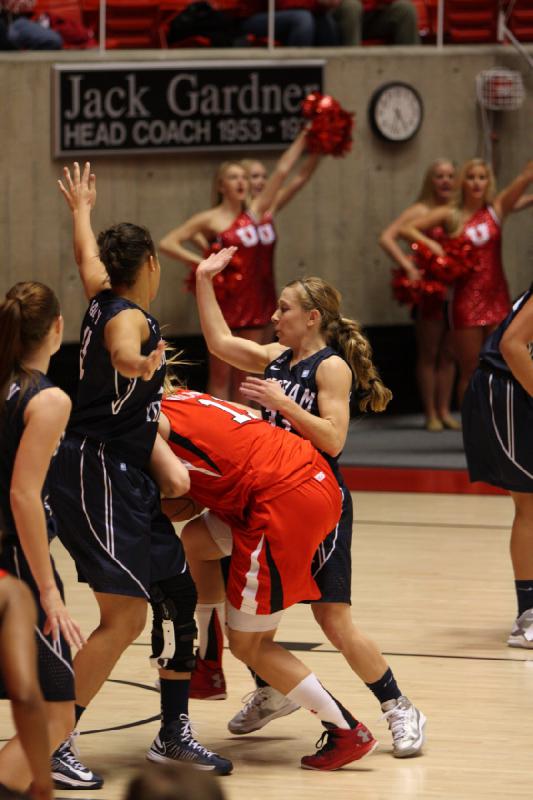 2012-12-08 16:32:28 ** Basketball, BYU, Damenbasketball, Taryn Wicijowski, Utah Utes ** 