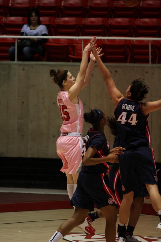 2012-02-11 14:23:02 ** Arizona, Basketball, Damenbasketball, Michelle Plouffe, Utah Utes ** 