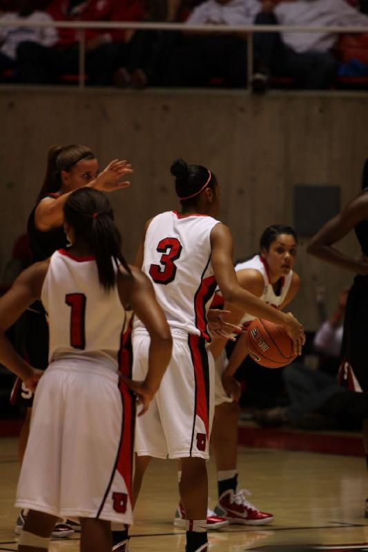 2010-11-19 19:35:40 ** Basketball, Brittany Knighton, Damenbasketball, Iwalani Rodrigues, Janita Badon, Stanford, Utah Utes ** 