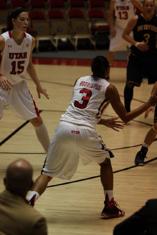 2012-12-20 19:59:29 ** Basketball, Damenbasketball, Iwalani Rodrigues, Michelle Plouffe, Rachel Messer, UC Irvine, Utah Utes ** 