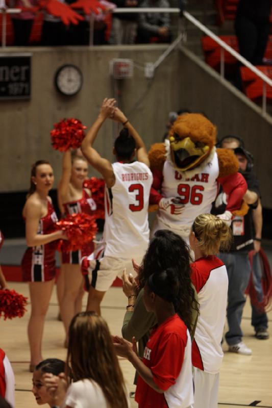 2013-02-24 13:58:32 ** Basketball, Iwalani Rodrigues, Swoop, Utah Utes, Washington State, Women's Basketball ** 