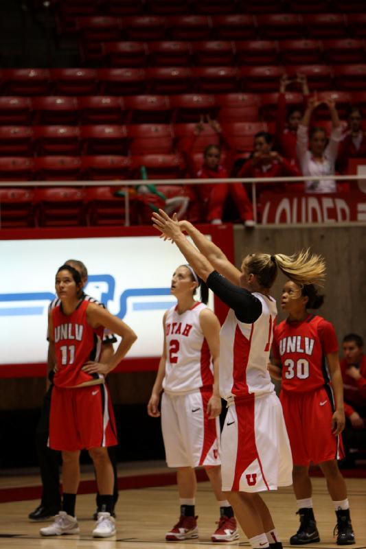 2010-01-16 15:02:50 ** Basketball, Damenbasketball, Kalee Whipple, Taryn Wicijowski, UNLV, Utah Utes ** 