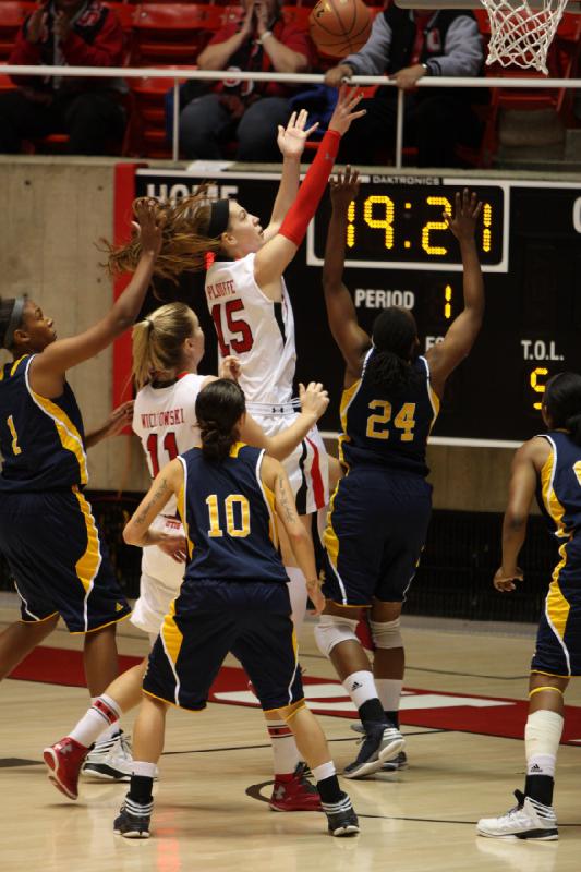 2012-12-20 18:59:56 ** Basketball, Michelle Plouffe, Taryn Wicijowski, UC Irvine, Utah Utes, Women's Basketball ** 