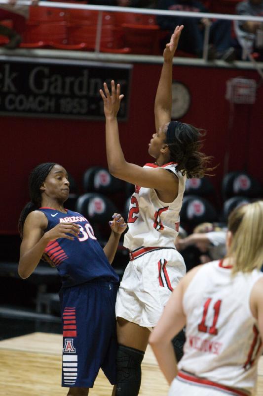 2015-01-30 20:35:27 ** Arizona, Basketball, Tanaeya Boclair, Taryn Wicijowski, Utah Utes, Women's Basketball ** 