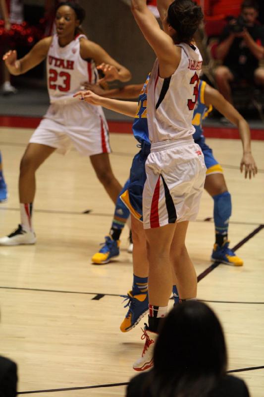2014-03-02 15:19:08 ** Ariel Reynolds, Basketball, Malia Nawahine, UCLA, Utah Utes, Women's Basketball ** 