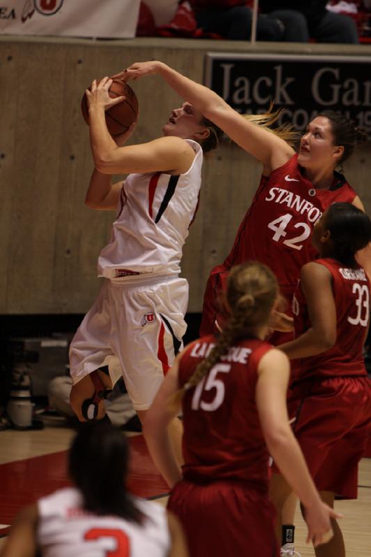 2012-01-12 20:14:27 ** Basketball, Damenbasketball, Iwalani Rodrigues, Stanford, Taryn Wicijowski, Utah Utes ** 