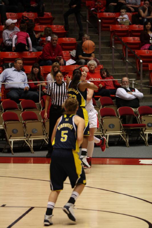 2012-11-16 17:34:38 ** Basketball, Michelle Plouffe, Michigan, Utah Utes, Women's Basketball ** 