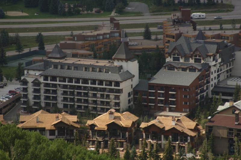 2006-07-23 16:15:46 ** Vail ** Our Marriott hotel.