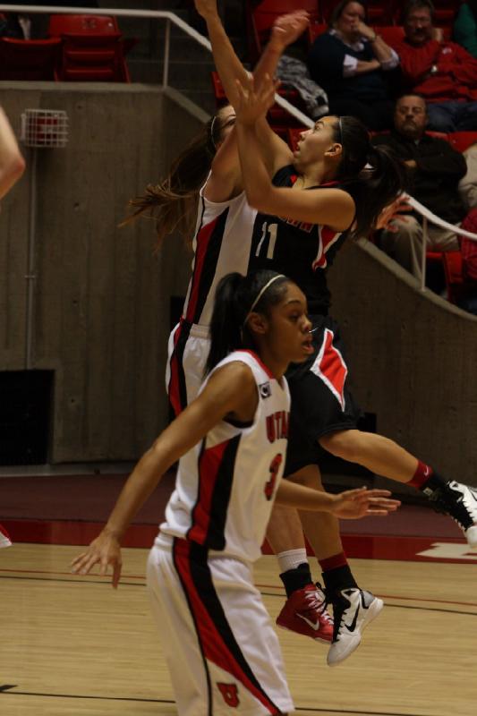 2010-12-20 19:27:39 ** Basketball, Iwalani Rodrigues, Michelle Plouffe, Southern Oregon, Utah Utes, Women's Basketball ** 