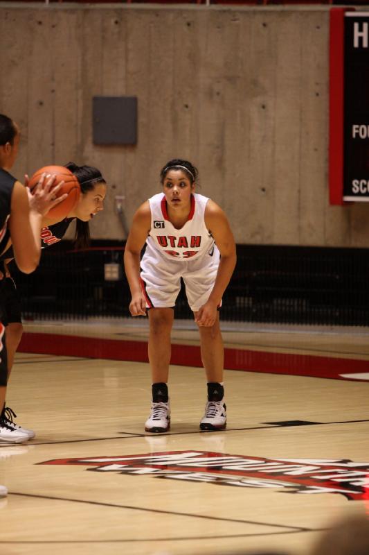 2010-12-20 20:43:42 ** Basketball, Brittany Knighton, Damenbasketball, Southern Oregon, Utah Utes ** 