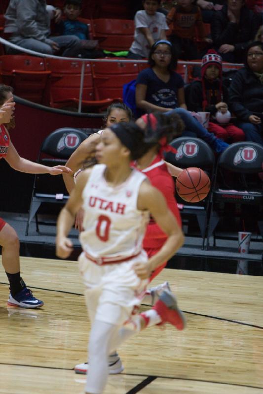 2017-01-08 13:10:10 ** Arizona, Basketball, Damenbasketball, Kiana Moore, Malia Nawahine, Utah Utes ** 