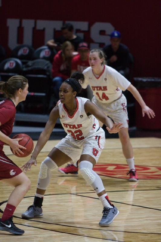 2016-01-02 18:33:23 ** Basketball, Damenbasketball, Paige Crozon, Tanaeya Boclair, Utah Utes, Washington State ** 