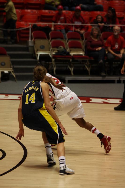 2012-11-16 17:55:57 ** Awa Kalmström, Basketball, Michigan, Utah Utes, Women's Basketball ** 