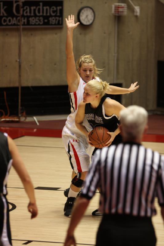 2011-12-01 19:25:52 ** Basketball, Damenbasketball, Taryn Wicijowski, Utah Utes, Weber State ** 