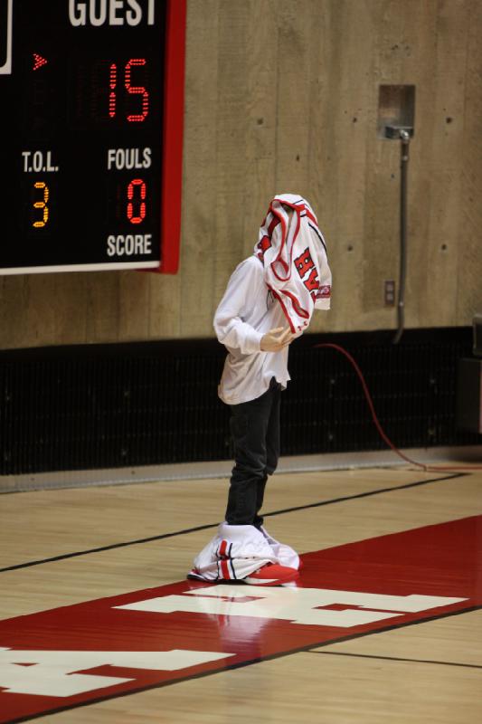 2012-12-15 15:43:16 ** Basketball, Houston Baptist Huskies, Utah Utes, Women's Basketball ** 