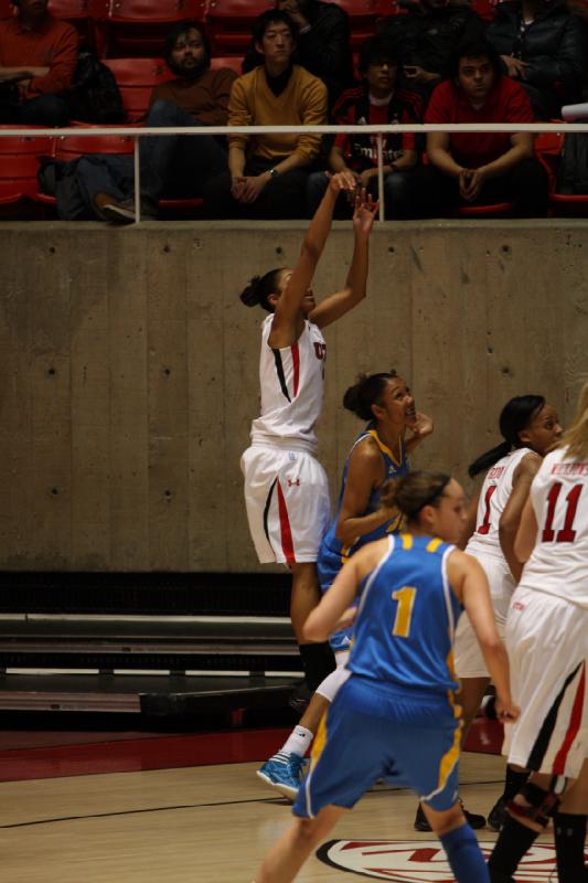 2012-01-26 19:21:09 ** Basketball, Iwalani Rodrigues, Janita Badon, Taryn Wicijowski, UCLA, Utah Utes, Women's Basketball ** 