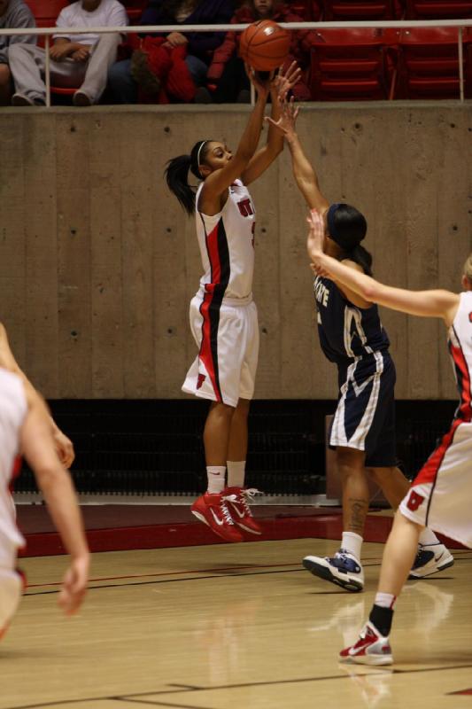 2011-01-01 15:08:23 ** Basketball, Damenbasketball, Iwalani Rodrigues, Utah State, Utah Utes ** 