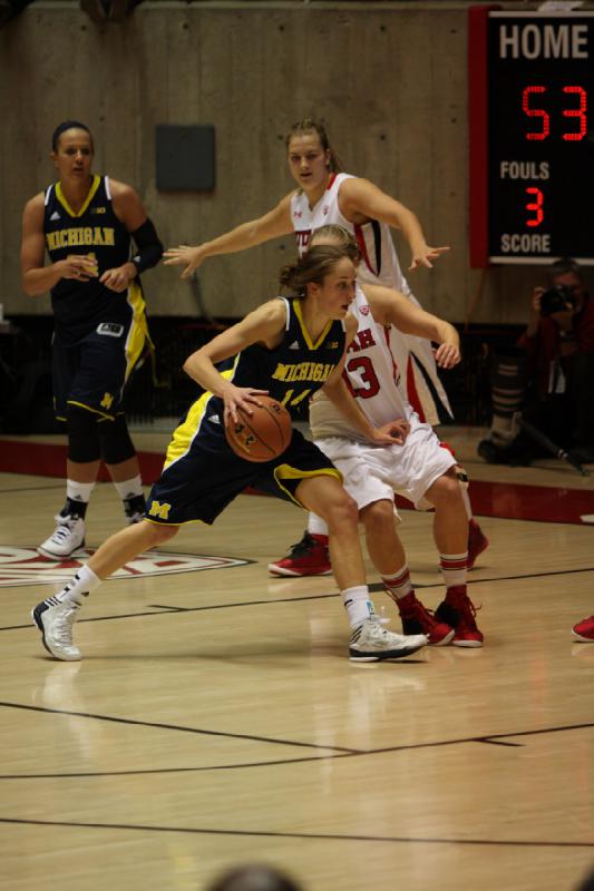 2012-11-16 17:46:08 ** Basketball, Damenbasketball, Michigan, Rachel Messer, Taryn Wicijowski, Utah Utes ** 