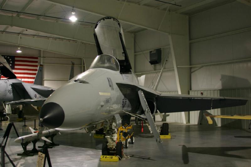 2007-04-08 13:21:28 ** Air Force, Hill AFB, Utah ** McDonnell-Douglas F/A-18 'Hornet'.