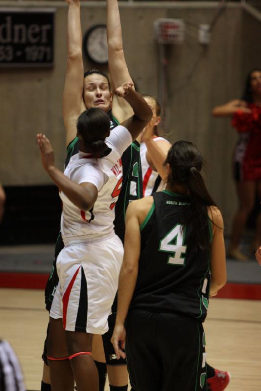 2012-12-29 15:58:44 ** Basketball, Cheyenne Wilson, North Dakota, Taryn Wicijowski, Utah Utes, Women's Basketball ** 