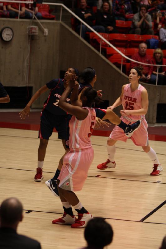 2012-02-11 15:14:19 ** Arizona, Basketball, Cheyenne Wilson, Damenbasketball, Michelle Plouffe, Utah Utes ** 