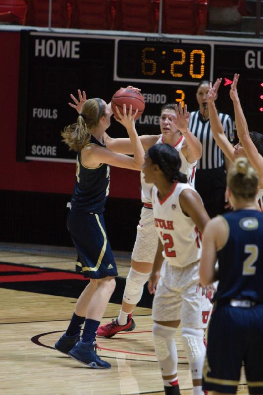 2015-12-29 20:01:17 ** Basketball, Damenbasketball, Emily Potter, Malia Nawahine, Tanaeya Boclair, UC Davis, Utah Utes ** 