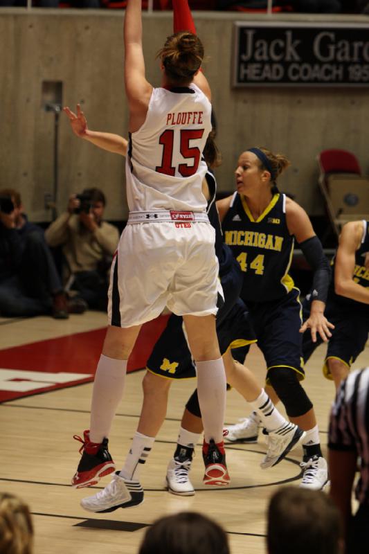 2012-11-16 17:26:02 ** Basketball, Michelle Plouffe, Michigan, Utah Utes, Women's Basketball ** 