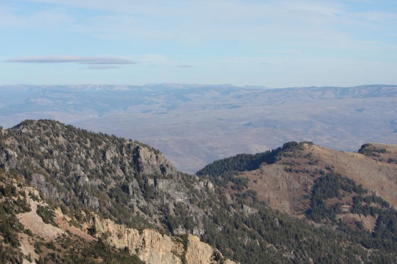 2008-10-25 16:25:06 ** Little Cottonwood Canyon, Snowbird, Utah ** Berge vom 'Hidden Peak' aus gesehen.