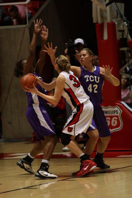 2011-01-22 18:24:27 ** Basketball, Damenbasketball, Diana Rolniak, TCU, Utah Utes ** 