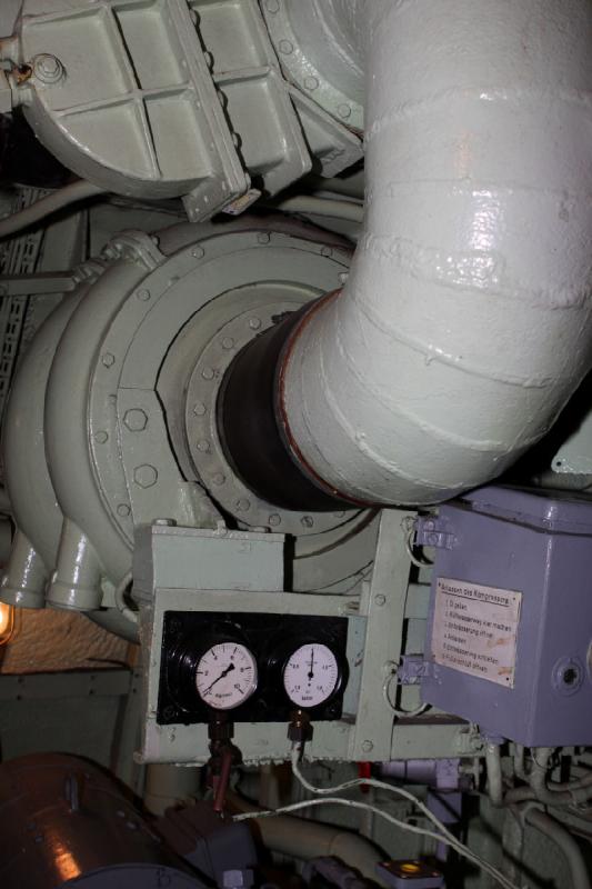 2010-04-15 15:52:52 ** Bremerhaven, Germany, Submarines, Type XXI, U 2540 ** Compressor.