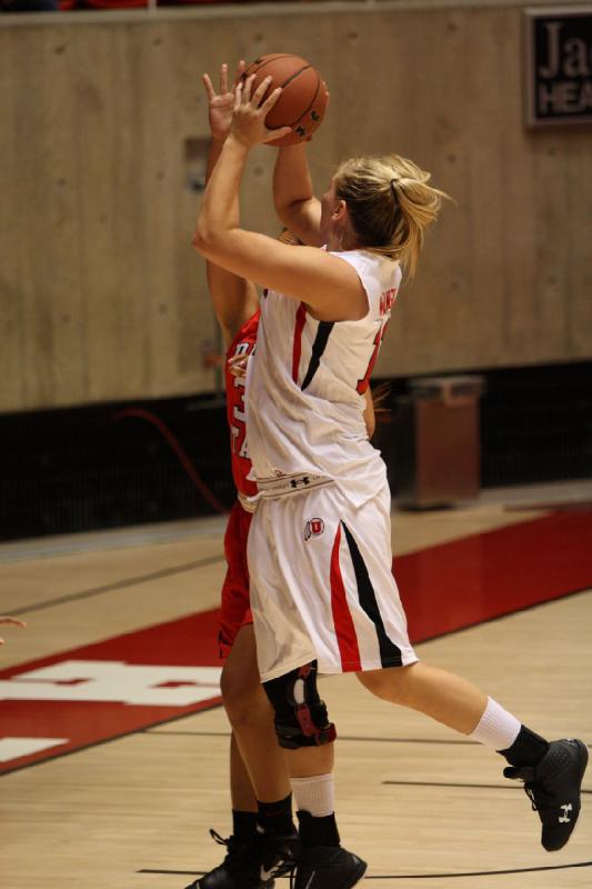 2011-11-05 17:58:30 ** Basketball, Damenbasketball, Dixie State, Taryn Wicijowski, Utah Utes ** 
