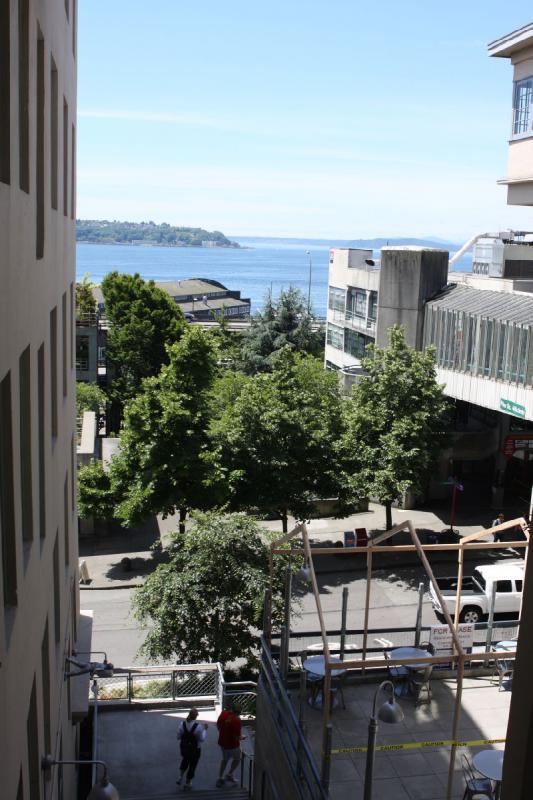 2012-06-15 12:49:01 ** Seattle ** 