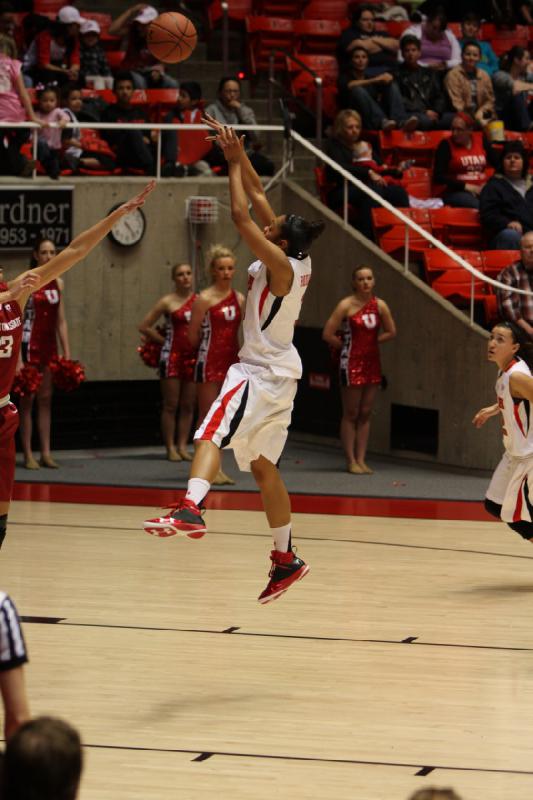 2013-02-24 15:21:08 ** Basketball, Danielle Rodriguez, Iwalani Rodrigues, Utah Utes, Washington State, Women's Basketball ** 