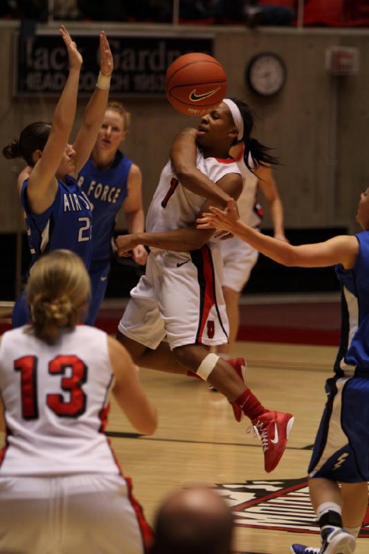 2011-01-05 20:27:12 ** Air Force, Basketball, Janita Badon, Michelle Harrison, Rachel Messer, Utah Utes, Women's Basketball ** 