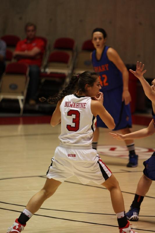 2013-11-01 17:45:31 ** Basketball, Damenbasketball, Malia Nawahine, University of Mary, Utah Utes ** 