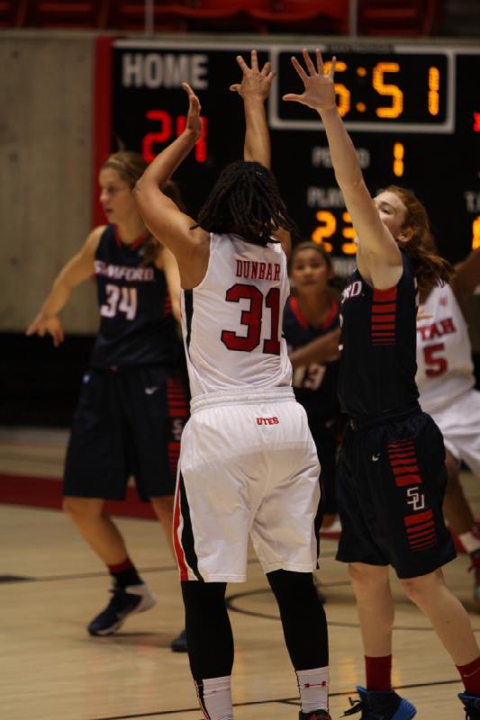 2013-12-21 15:22:55 ** Basketball, Cheyenne Wilson, Ciera Dunbar, Damenbasketball, Samford, Utah Utes ** 