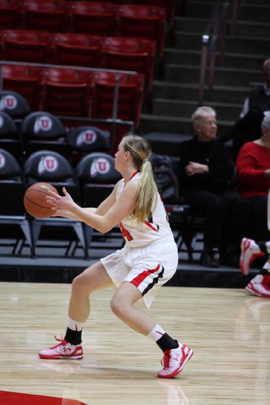 2014-11-05 19:03:03 ** Alaska Anchorage, Basketball, Paige Crozon, Utah Utes, Women's Basketball ** 