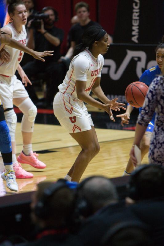 2019-02-10 12:30:21 ** Basketball, Damenbasketball, Erika Bean, Megan Huff, UCLA, Utah Utes ** 