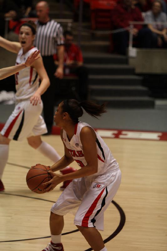 2012-03-15 19:58:33 ** Basketball, Damenbasketball, Iwalani Rodrigues, Michelle Plouffe, Utah State, Utah Utes ** 