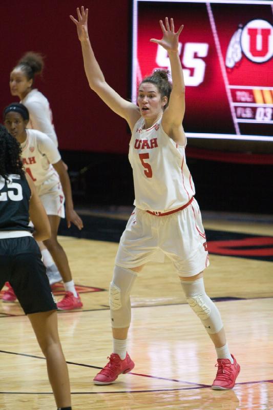 2018-11-16 20:06:26 ** Basketball, Damenbasketball, Daneesha Provo, Erika Bean, Long Beach State, Megan Huff, Utah Utes ** 