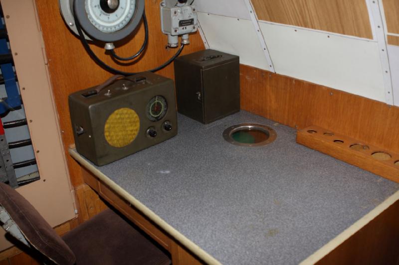 2010-04-15 15:42:06 ** Bremerhaven, Germany, Submarines, Type XXI, U 2540 ** Desk in the cabin of the commander.