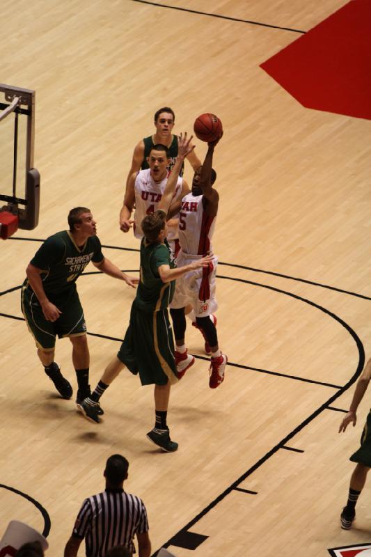 2012-11-16 20:36:36 ** Basketball, Herrenbasketball, Sacramento State, Utah Utes ** 