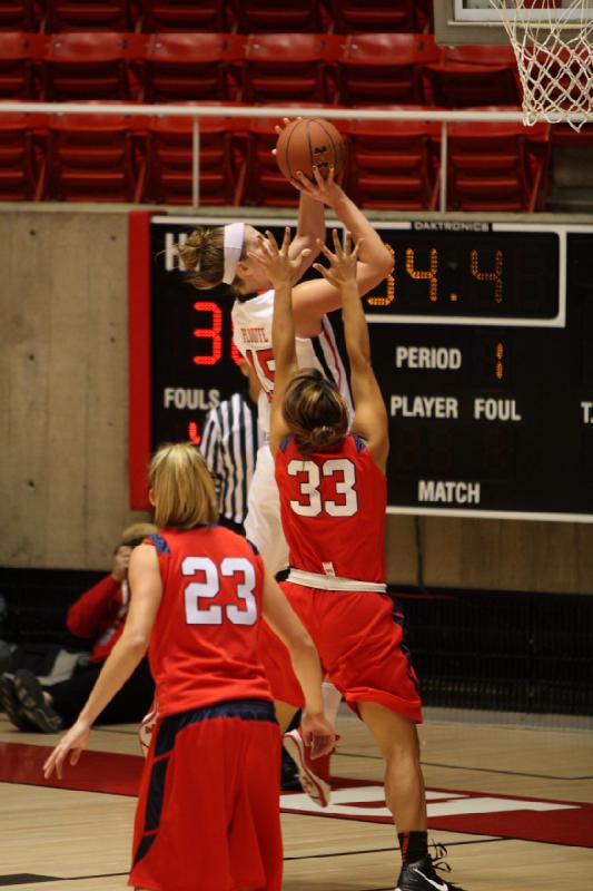 2011-11-05 17:39:31 ** Basketball, Dixie State, Michelle Plouffe, Utah Utes, Women's Basketball ** 