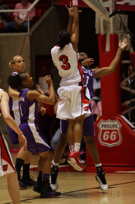 2011-01-22 18:07:15 ** Basketball, Damenbasketball, Iwalani Rodrigues, TCU, Utah Utes ** 